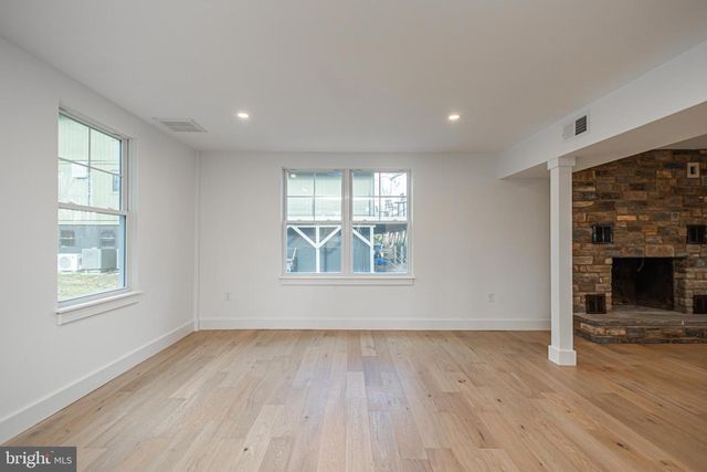 1434 RIVER RD, Upper Black Eddy, PA 18972