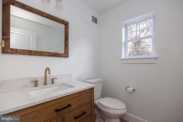 1434 RIVER RD, Upper Black Eddy, PA 18972