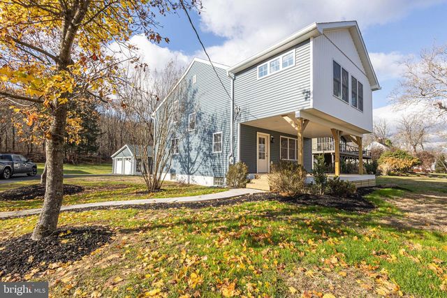1434 RIVER RD, Upper Black Eddy, PA 18972