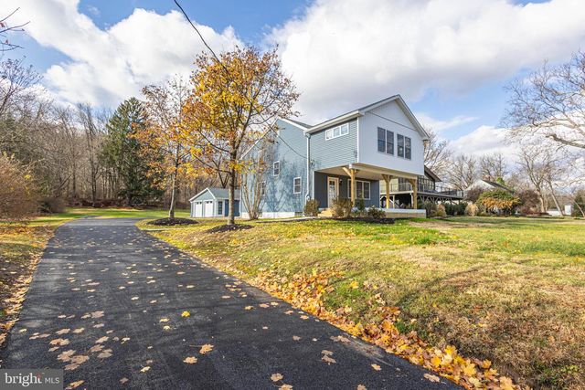 1434 RIVER RD, Upper Black Eddy, PA 18972