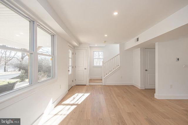 1434 RIVER RD, Upper Black Eddy, PA 18972