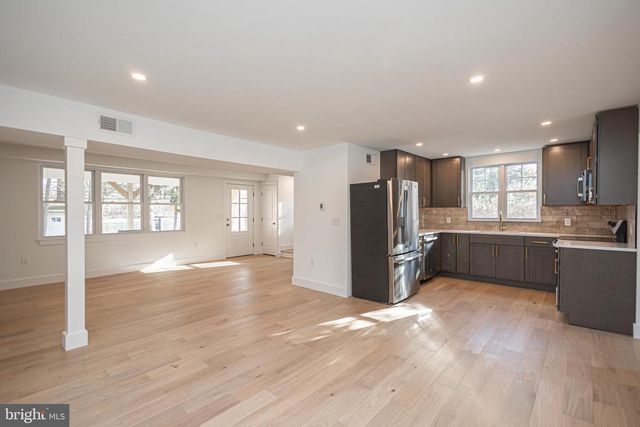 1434 RIVER RD, Upper Black Eddy, PA 18972