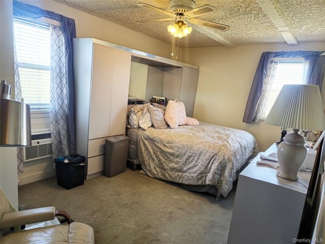 89-35 155th Ave 5D, Howard Beach, NY 11414