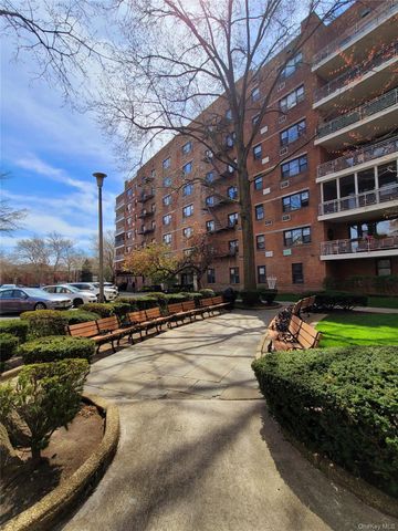 89-35 155th Ave 5D, Howard Beach, NY 11414