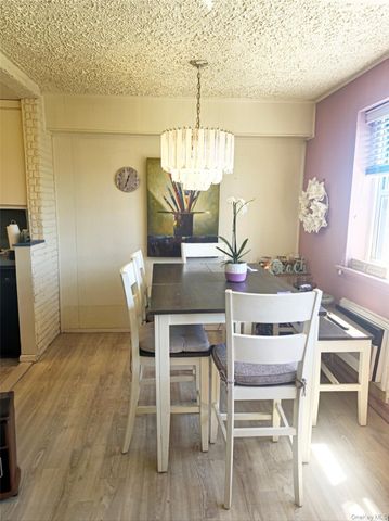 89-35 155th Ave 5D, Howard Beach, NY 11414