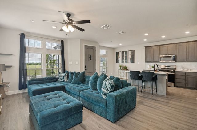 3628 Chaucer Trail, Rowlett, TX 75088