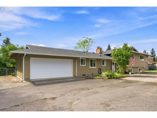 2223 Se 139TH Ave #A, Portland, OR 97233