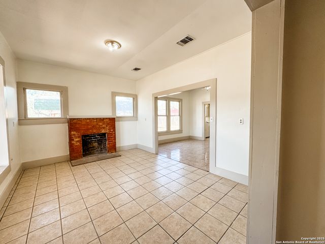 102 N Fort, Brackettville, TX 78832