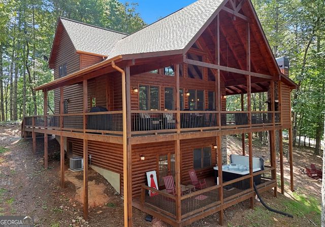 121 Noontootla Trail, Blue Ridge, GA 30513