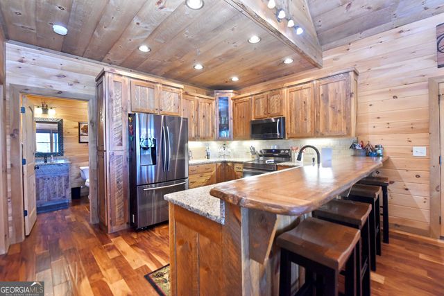 121 Noontootla Trail, Blue Ridge, GA 30513