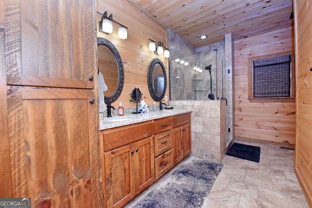 121 Noontootla Trail, Blue Ridge, GA 30513
