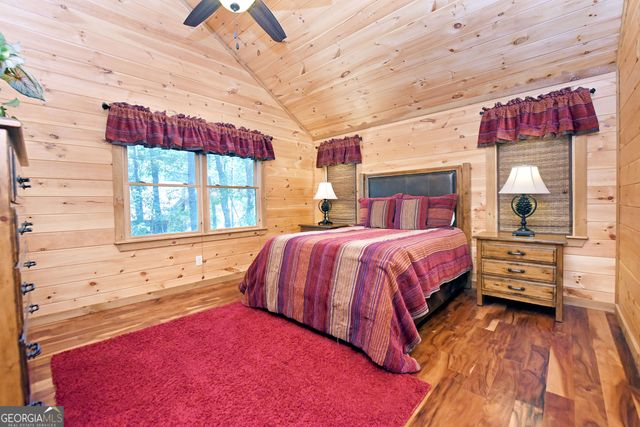 121 Noontootla Trail, Blue Ridge, GA 30513