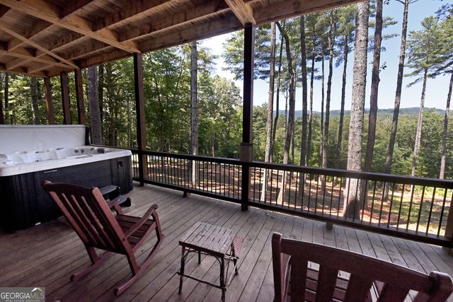 121 Noontootla Trail, Blue Ridge, GA 30513