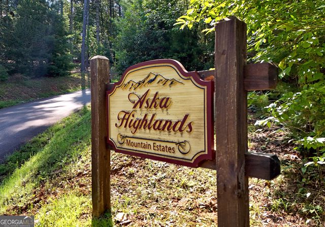 121 Noontootla Trail, Blue Ridge, GA 30513