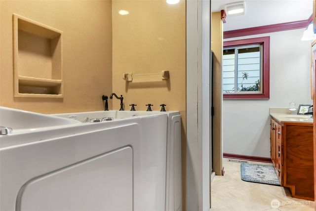 4059 SW 321st Street, Federal Way, WA 98023