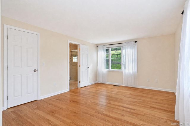 36 Sunset New Fairfield, New Fairfield, NY 06812
