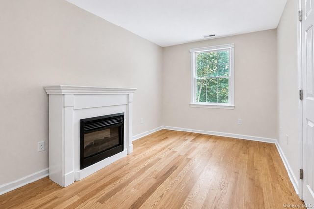 36 Sunset New Fairfield, New Fairfield, NY 06812