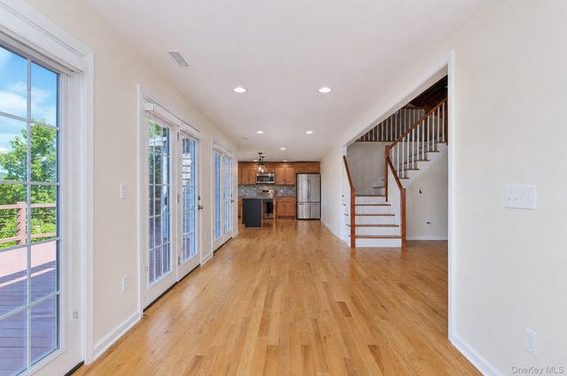 36 Sunset New Fairfield, New Fairfield, NY 06812