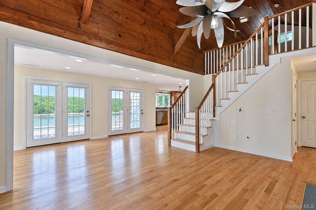 36 Sunset New Fairfield, New Fairfield, NY 06812