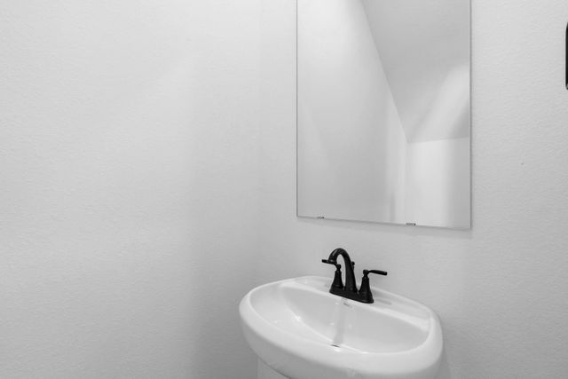 10059 Nectar Path, Iowa Colony, TX 77583