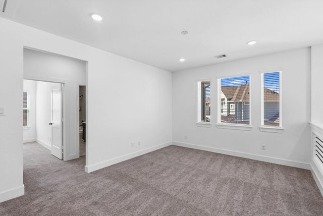 10059 Nectar Path, Iowa Colony, TX 77583