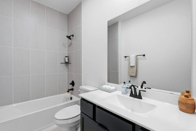 10059 Nectar Path, Iowa Colony, TX 77583