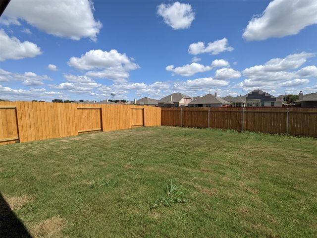 216 Micah Lane, Ferris, TX 75125