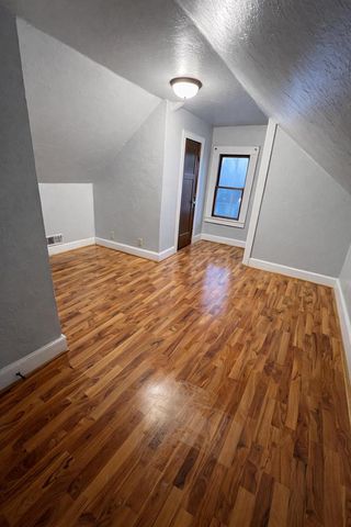 6220 W Burnham STREET, West Allis, WI 53219