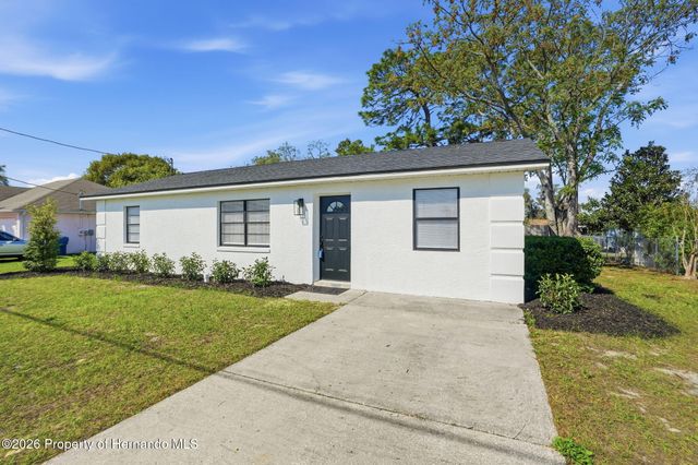2076 Landover Boulevard, Spring Hill, FL 34608