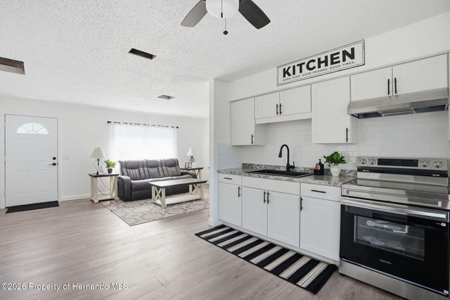 2076 Landover Boulevard, Spring Hill, FL 34608