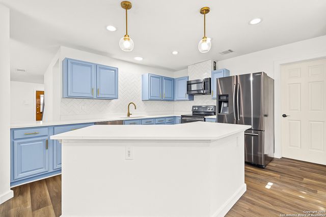 1687 Fir Circle, Schertz, TX 78154