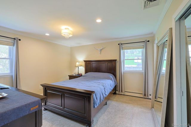 36 Parkway Drive, Yorktown Heights, NY 10598