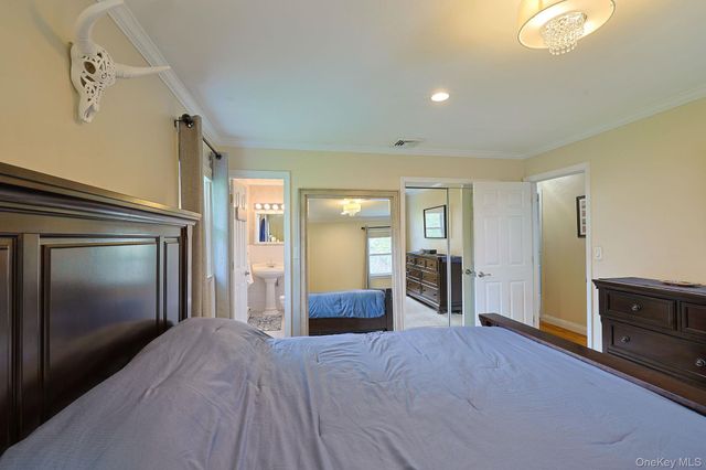 36 Parkway Drive, Yorktown Heights, NY 10598