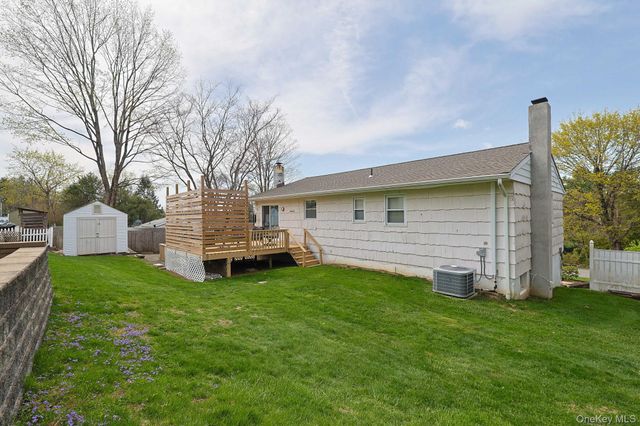 36 Parkway Drive, Yorktown Heights, NY 10598