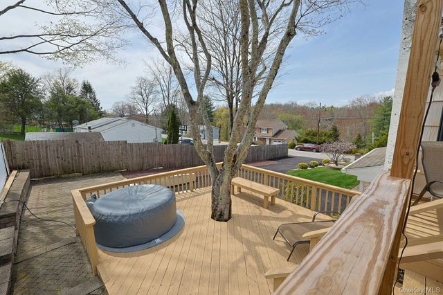 36 Parkway Drive, Yorktown Heights, NY 10598