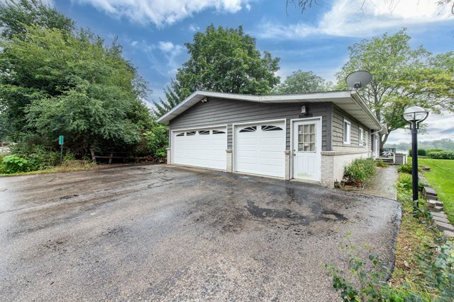 19123 101 Street, Bristol, WI 53104
