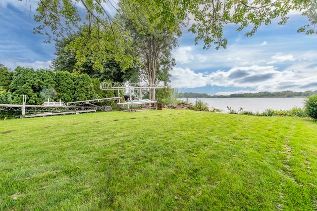 19123 101 Street, Bristol, WI 53104