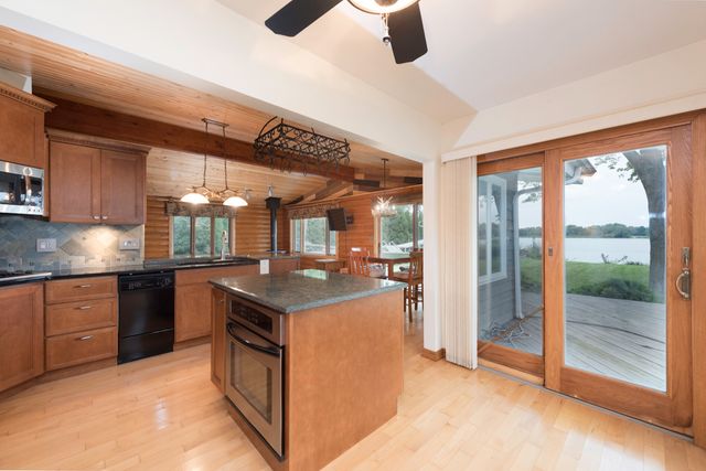 19123 101 Street, Bristol, WI 53104
