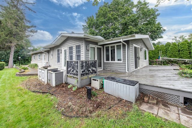 19123 101 Street, Bristol, WI 53104