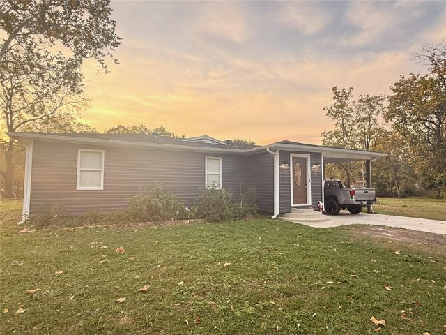 622 S Greenwich, Russellville, AR 72801