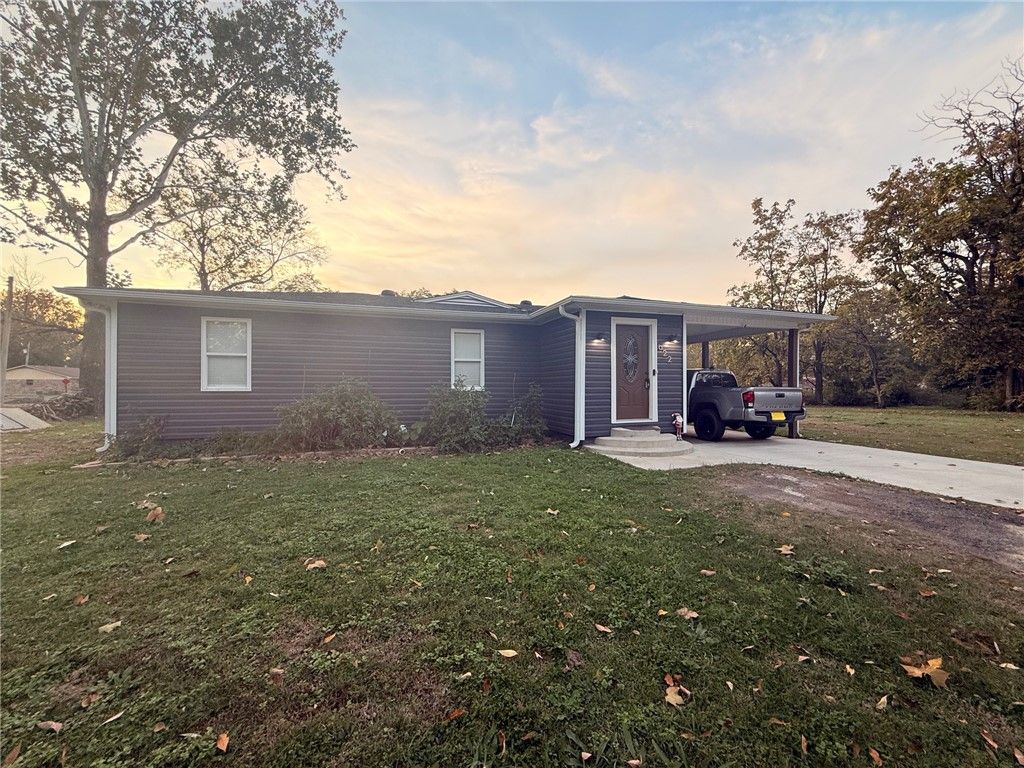 622 S Greenwich, Russellville, AR 72801