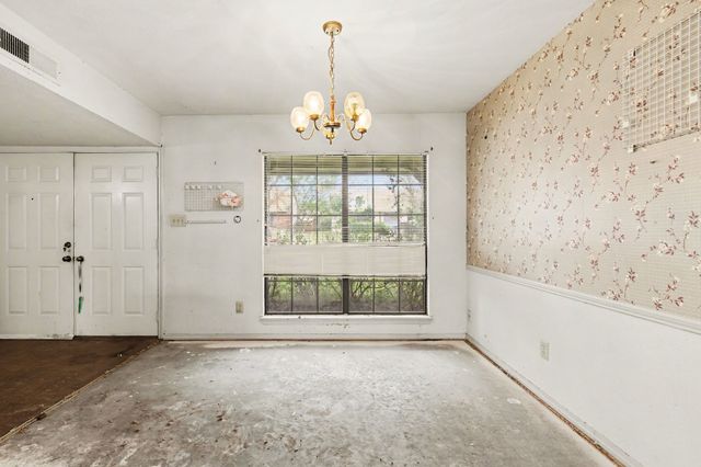 1722 Uvalde Street, Mesquite, TX 75150