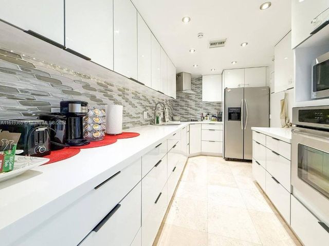 3901 S Ocean Dr 9B, Hollywood, FL 33019