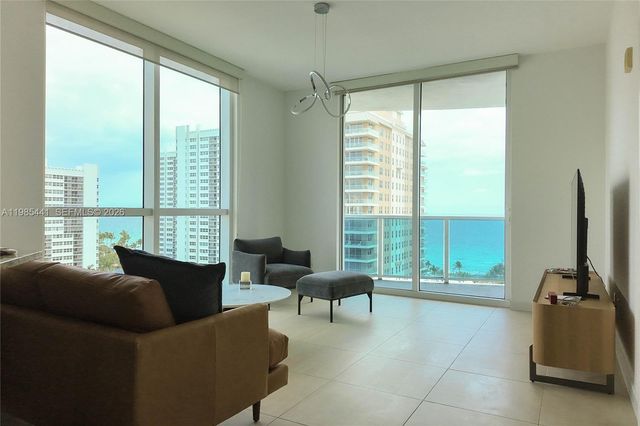 1945 S Ocean Dr 1114, Hallandale Beach, FL 33009