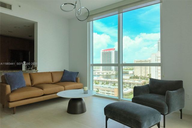 1945 S Ocean Dr 1114, Hallandale Beach, FL 33009