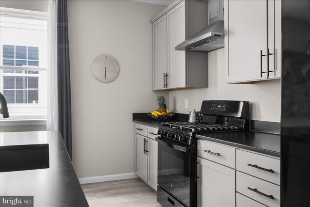 154 NEVERMORE DR, Winchester, VA 22602