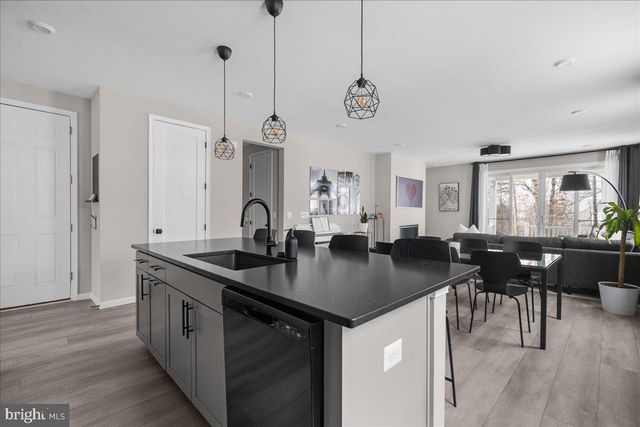 154 NEVERMORE DR, Winchester, VA 22602