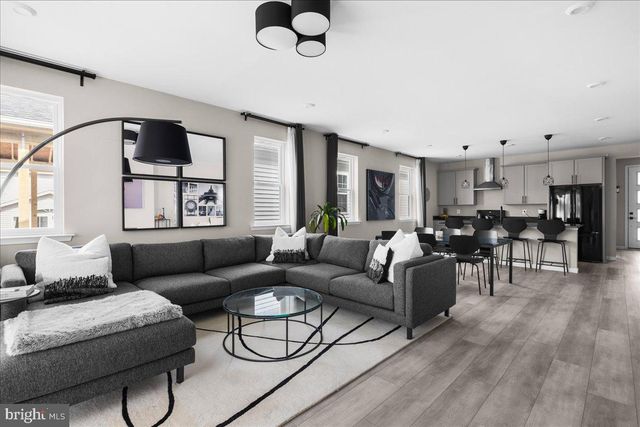 154 NEVERMORE DR, Winchester, VA 22602