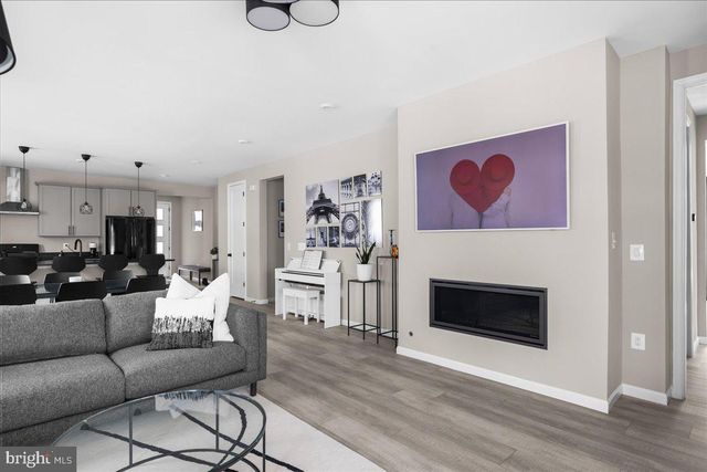 154 NEVERMORE DR, Winchester, VA 22602