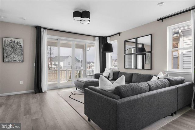 154 NEVERMORE DR, Winchester, VA 22602